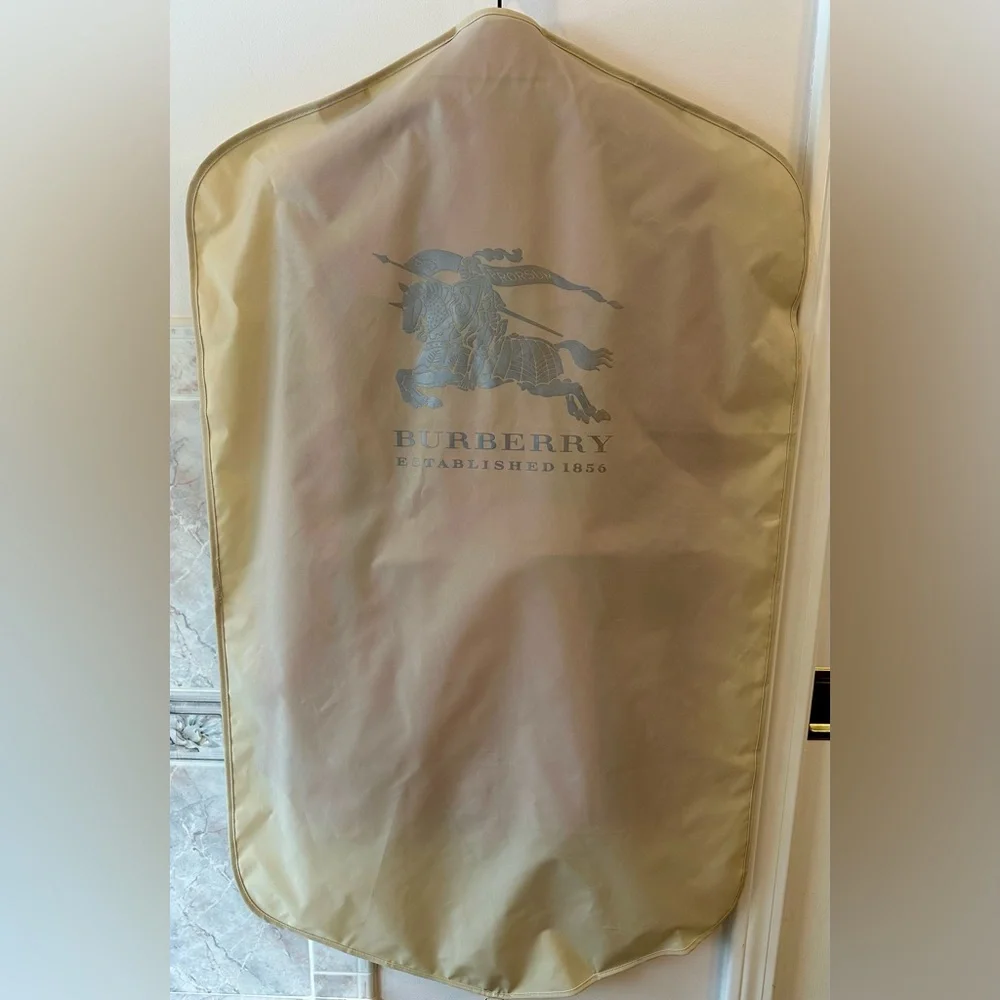 Burberry Brit Women’s Trench Coat-New With Tags! - Picture 15 of 16